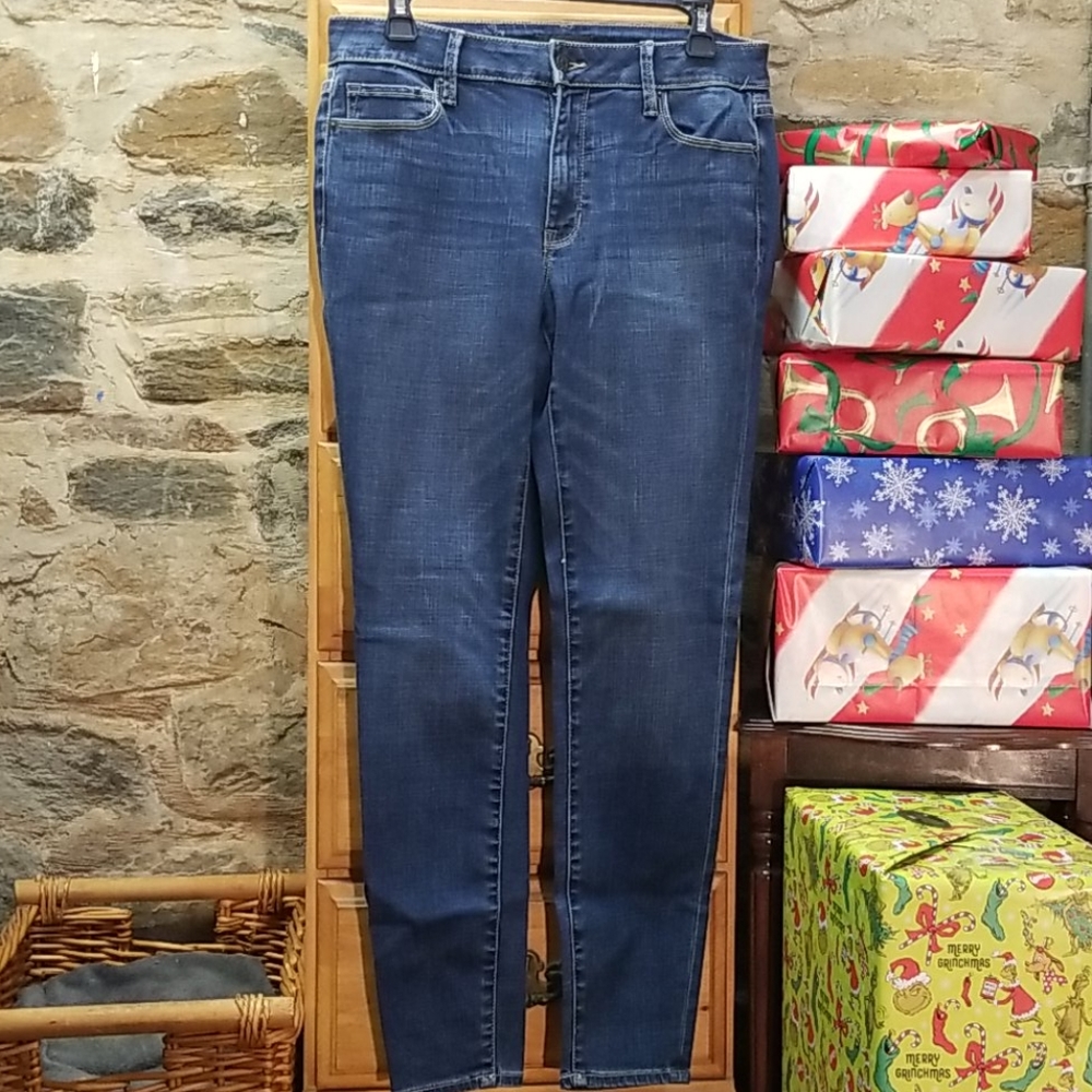 DKNY Ankle Skinny Blue Jeans